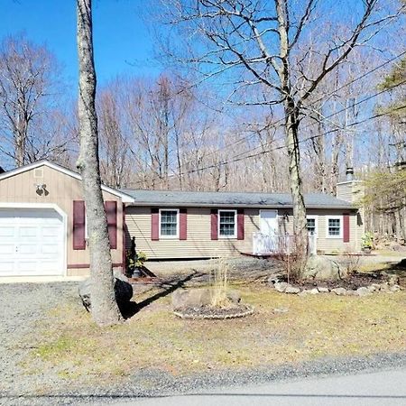 The Family Getaway Villa Tobyhanna ภายนอก รูปภาพ
