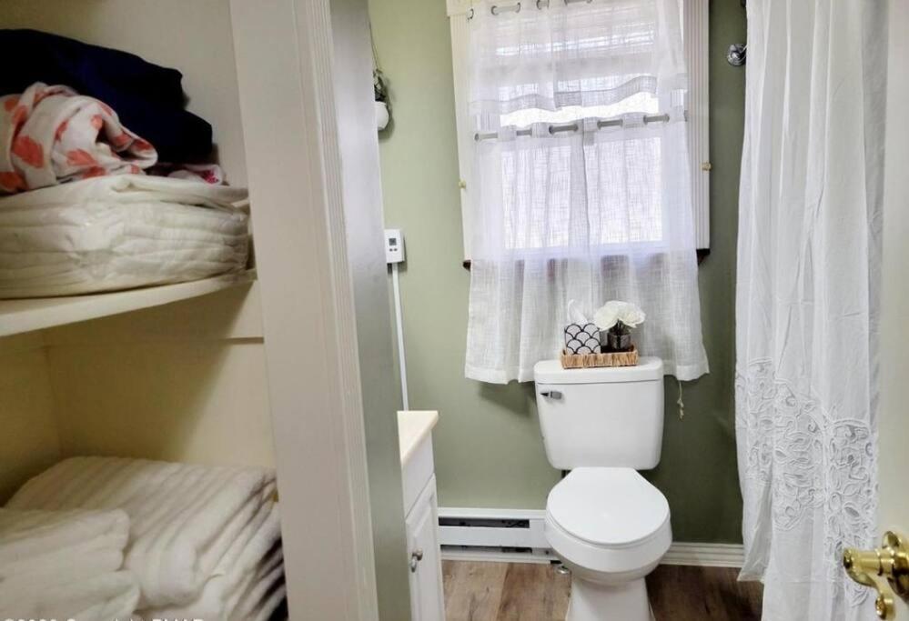 The Family Getaway Villa Tobyhanna ภายนอก รูปภาพ